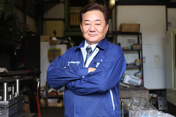 代表取締役 辻本 伸清